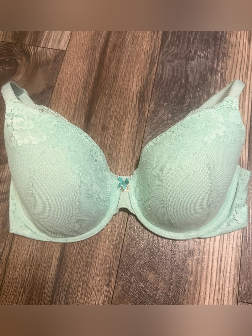 Victoria's Secret Body By Victoria Mint Lace Bra Option Criss Cross Strap 36D